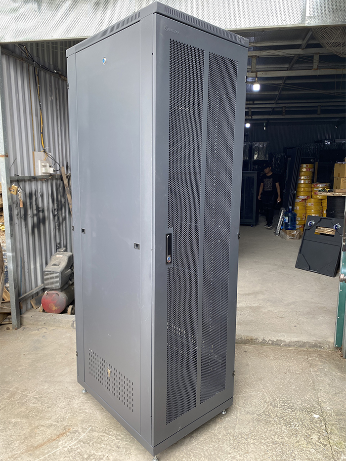 Tủ Rack 42U D800
